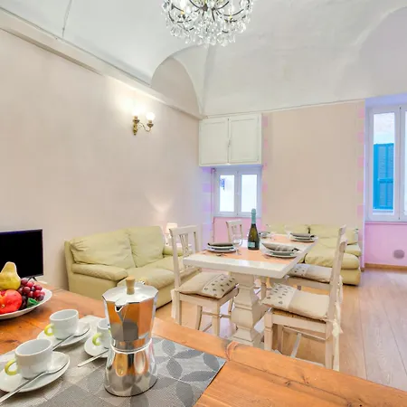 Goccia Di Mare شقة ألاسيو